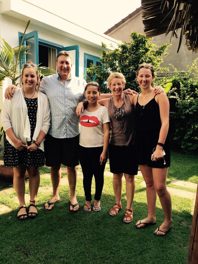 Local Beach Homestay ฮอยอัน ภายนอก รูปภาพ